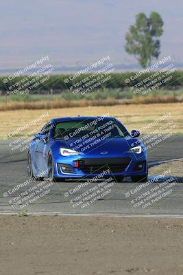 media/Sep-17-2023-Speed Ventures (Sun) [[7e780ba612]]/Green/Session 1 (Grapevine)/